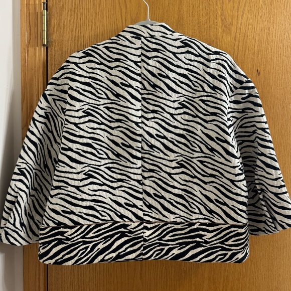Zebra Print Zara Blazer - Picture 6 of 7